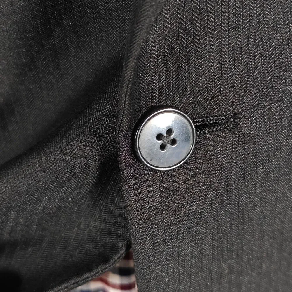 Calvin Klein Men's Sport Coat Blazer Two Button Black Herringbone Poly Blend 42R